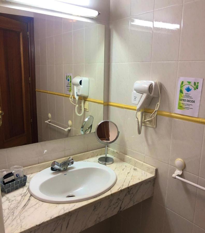 Hotel Al-Andalus Peal, En Cazorla Comarca Peal De Becerro Εξωτερικό φωτογραφία